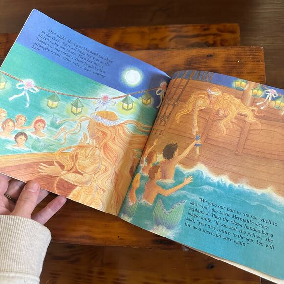 Vintage 1993 Scholastic The Little Mermaid Paperback Book - Picture 7 of 9